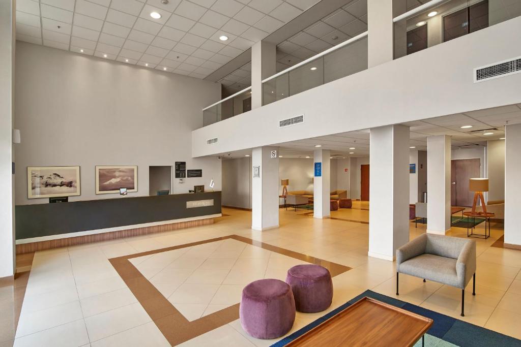 City Express by Marriott Puebla Angelopolis フロント・ロビー