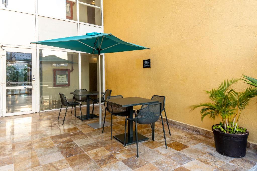 City Express by Marriott Cancun - 4