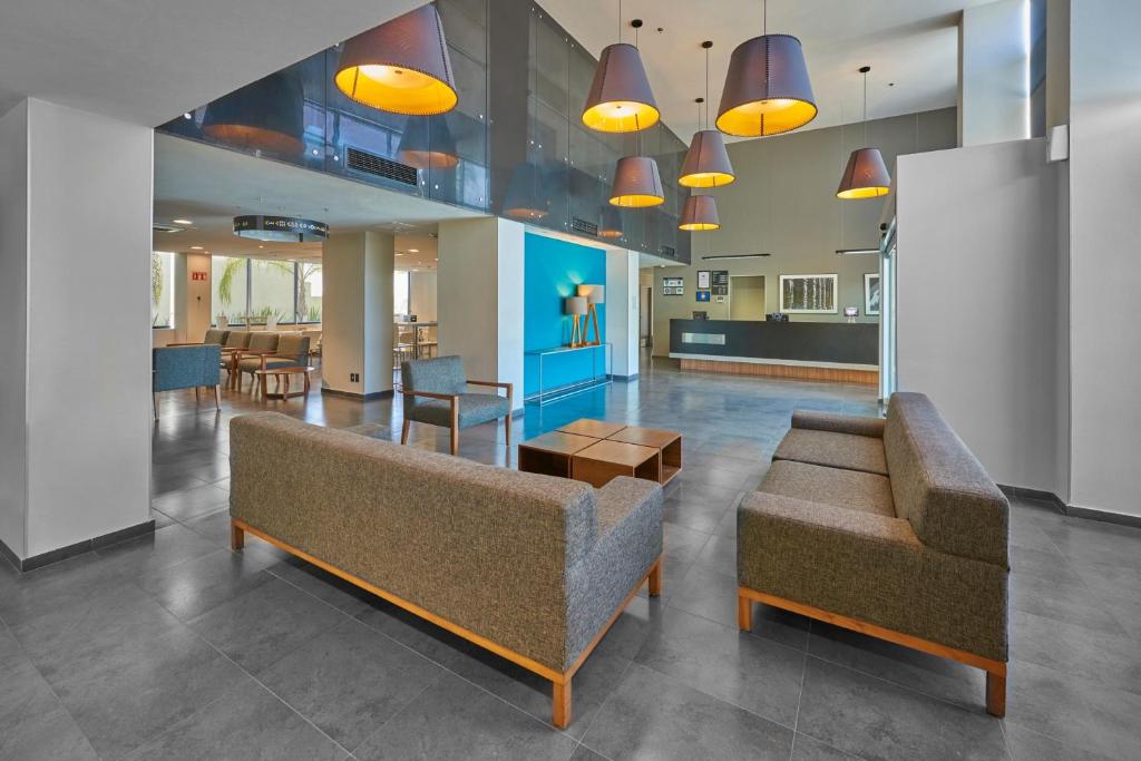 フロント・ロビー