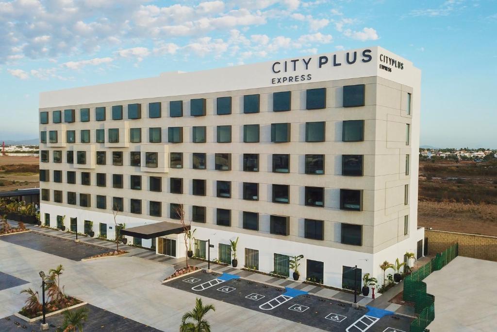 City Express Plus by Marriott Mazatlan - 4