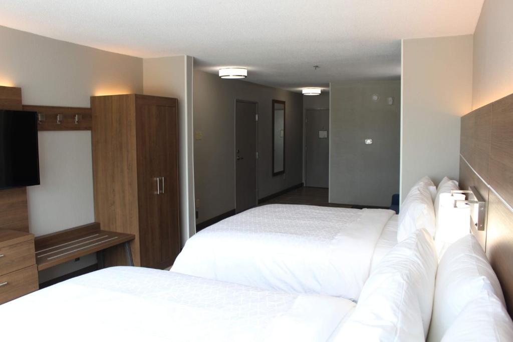 Holiday Inn Express Hotel and Suites Enterprise photo