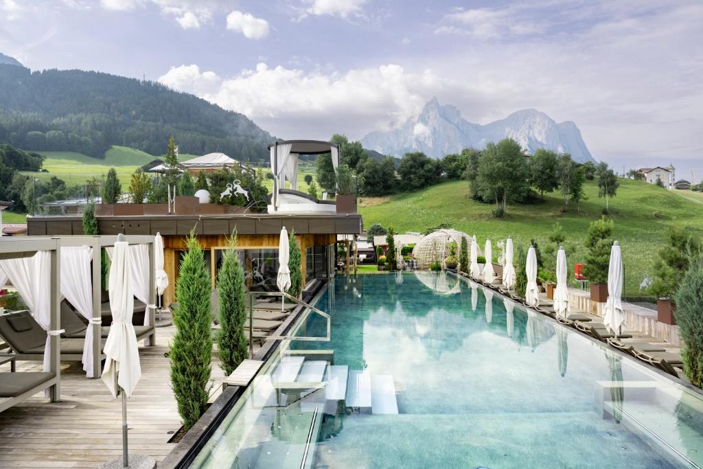 ABINEA Dolomiti Romantic SPA - 1