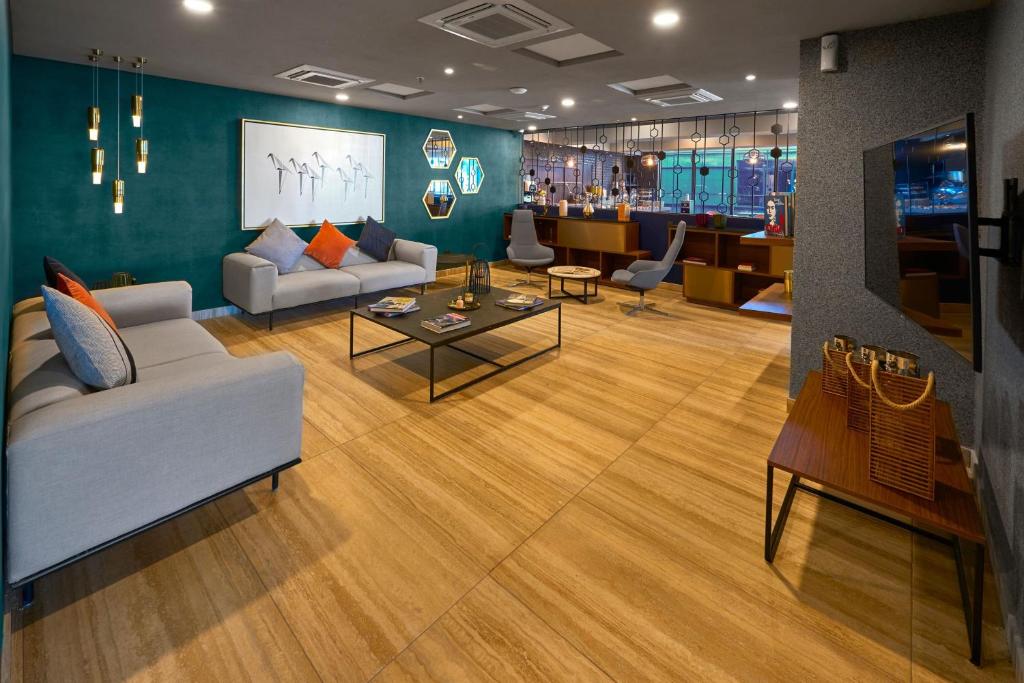 フロント・ロビー