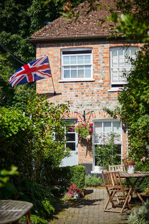 Cottage on The Croft, Hungerford