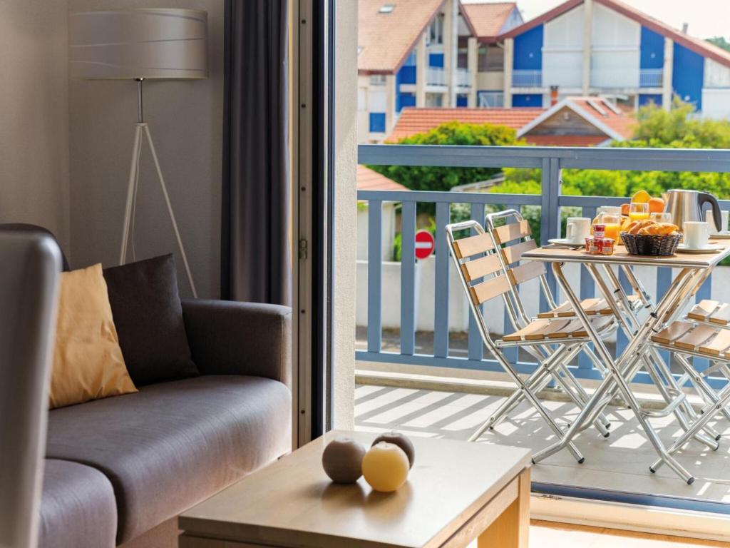 Apartment in Biscarosse near Sandy Beach - 4
