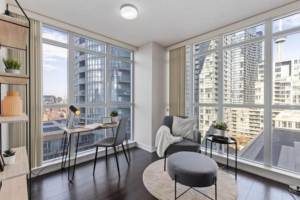 Work From home with Parking WIFI and CN Tower View, Toronto