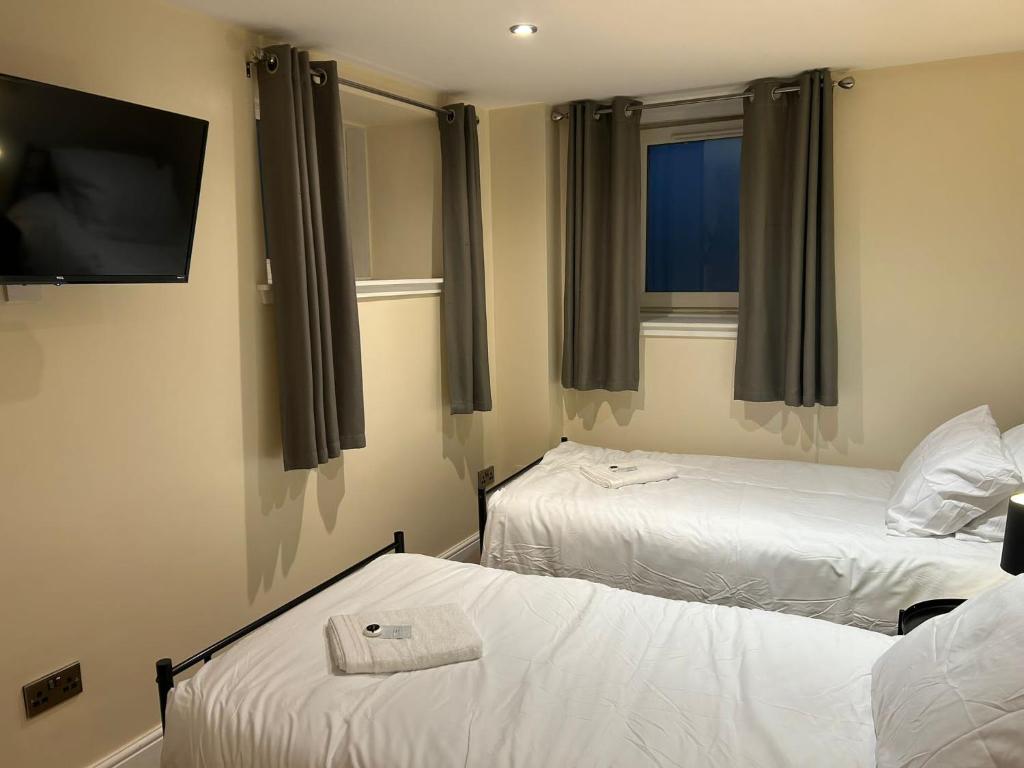 Twin Room With En-Suite, Edinburgh