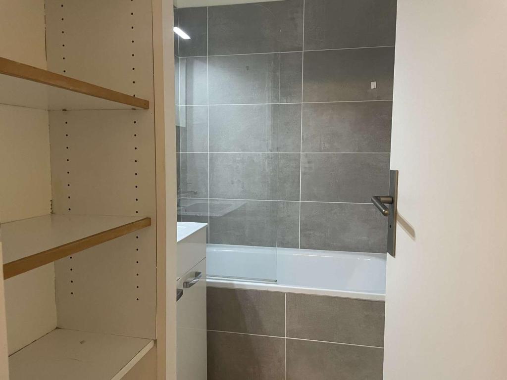 Juan les Pins: Appartement 2 pièces avec piscine proche plage - FR-1-252-194 - 5