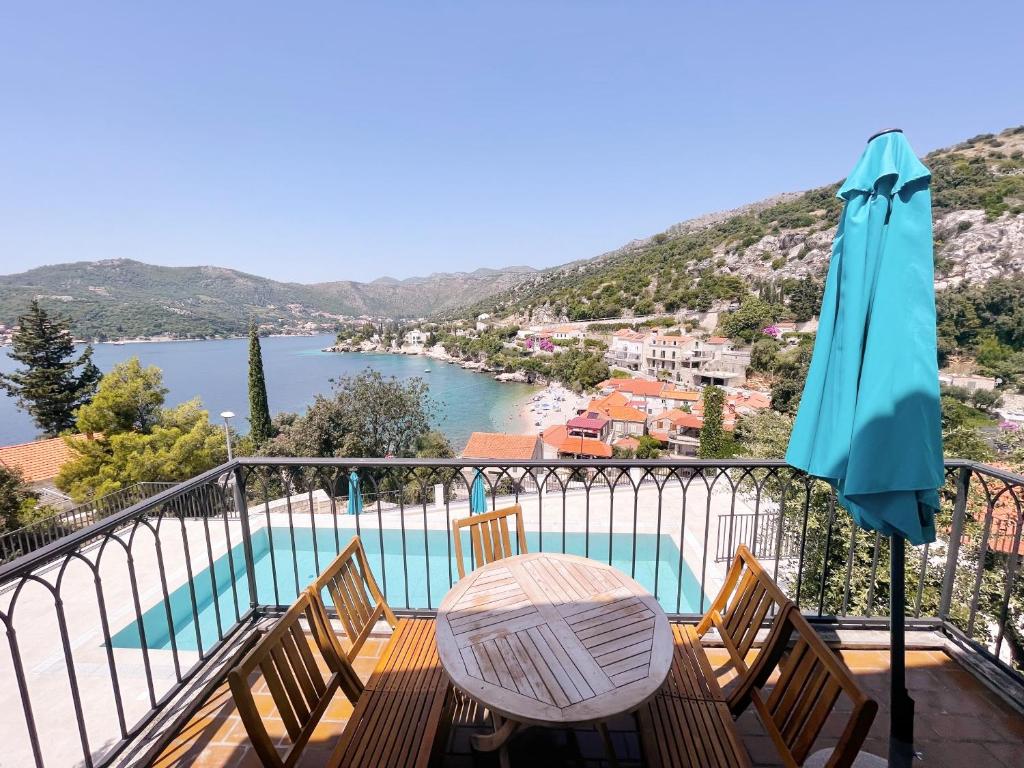 Apartments Villa Marijeta with Free Parking — Hotel in Dubrovnik