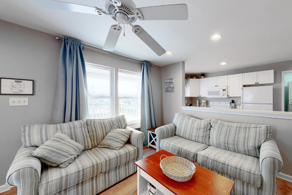 Breezes # 3, Ocean City