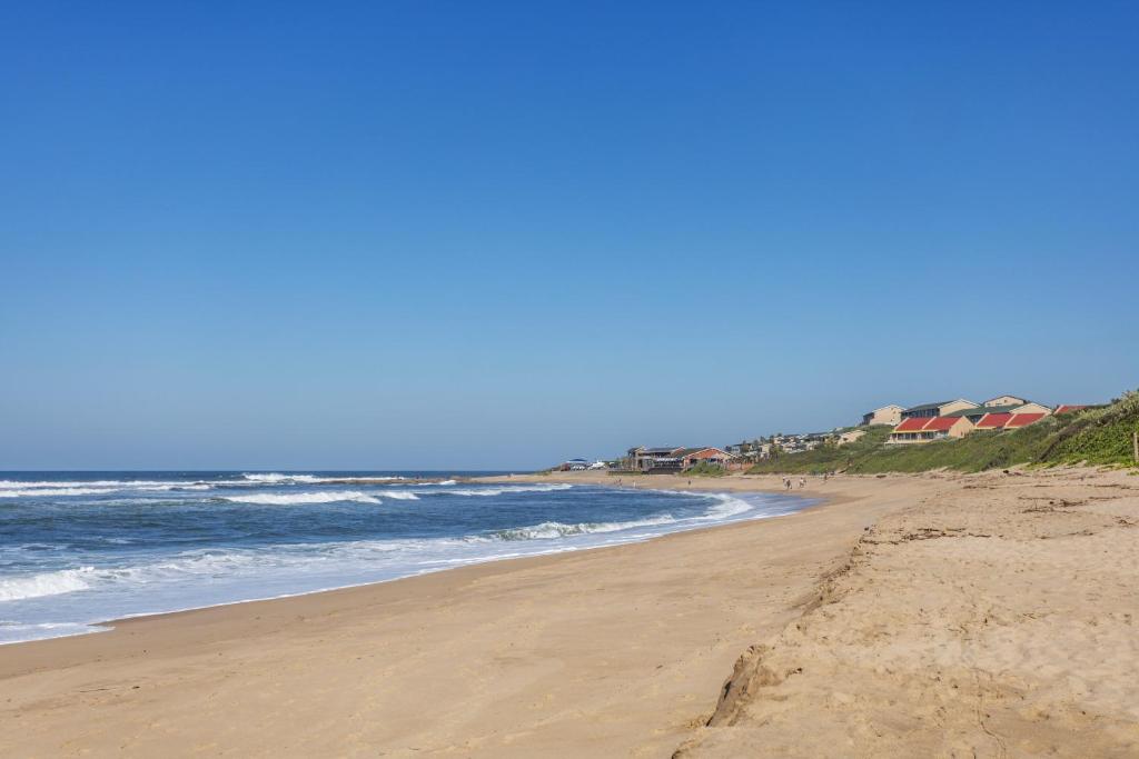 Mystique 4, Shelly Beach