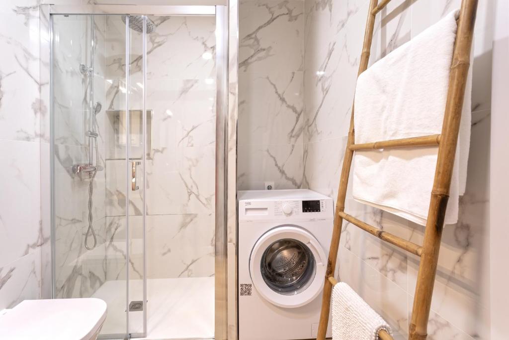 -MalagaSunApts- CityCenter Spacious Studio - 4