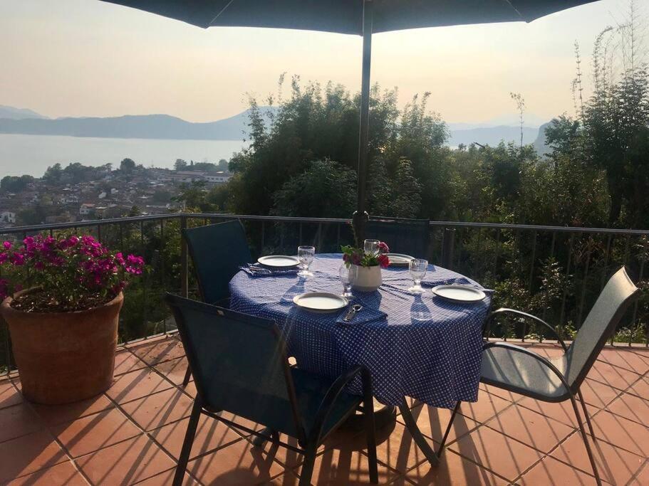 Suite privada con jacuzzi y vista al lago - 3
