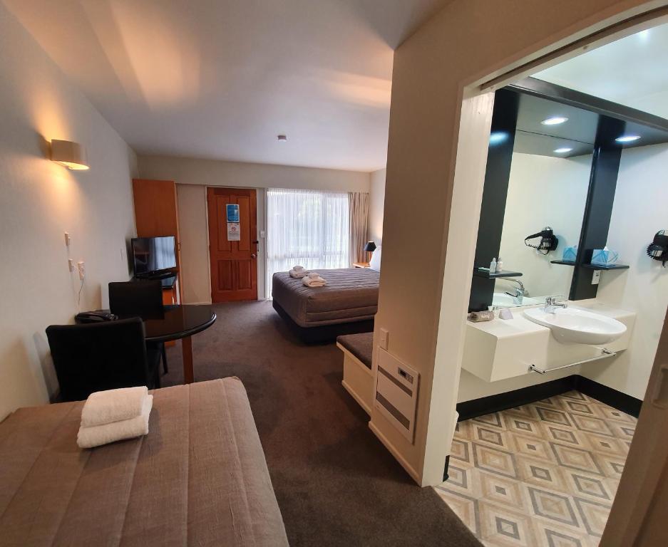Heritage Gateway Hotel photo