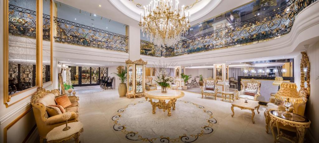 Les Ambassadeurs Hotel Casino&Marina photo