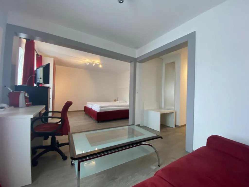Hôtel de la Gare, hotel in Saignelégier