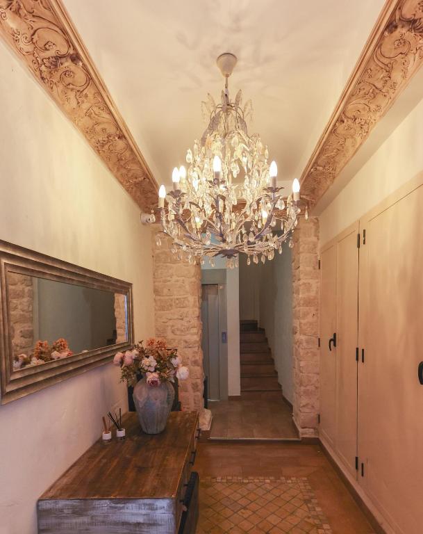 Dorinda Rooms - 1