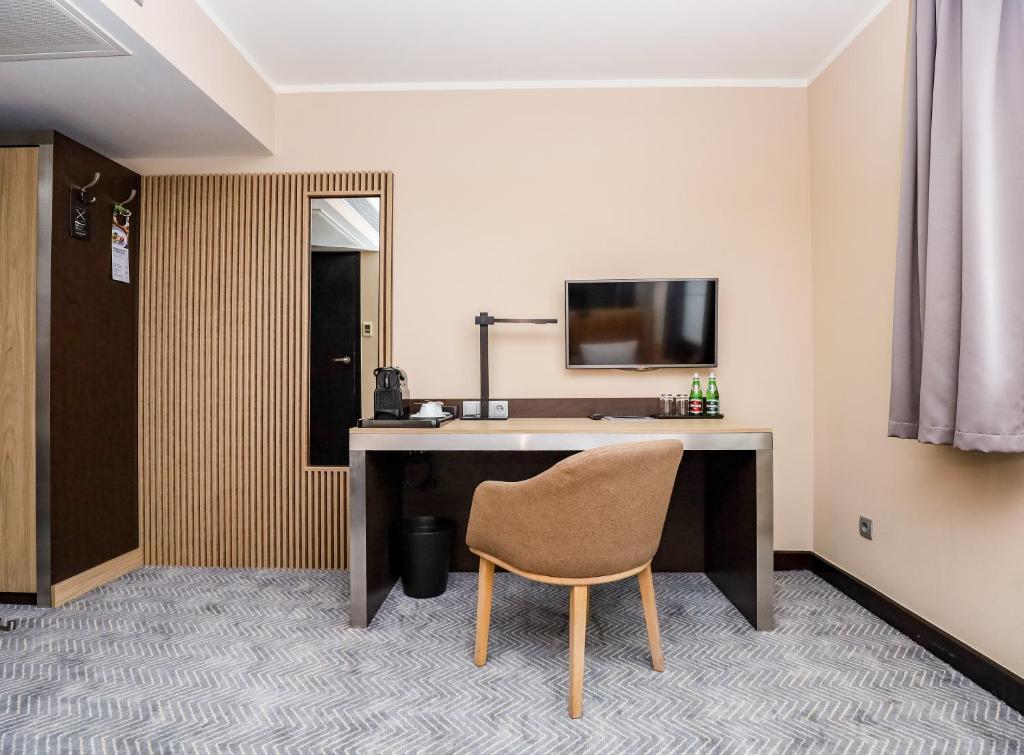 Ilonn Hotel photo