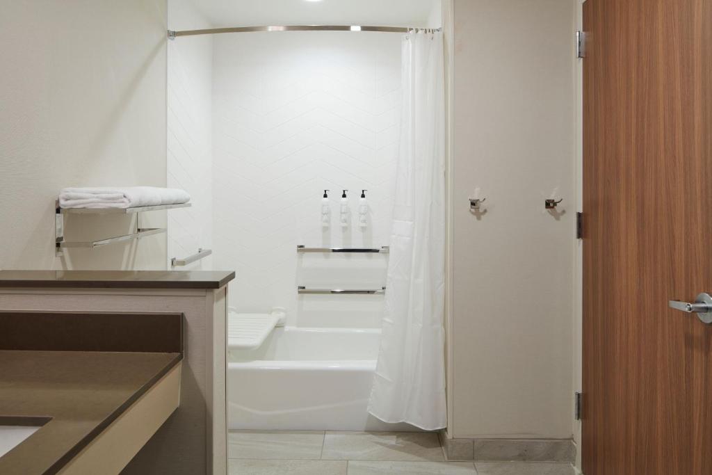 Fairfield by Marriott Inn & Suites by Marriott Middletown photo