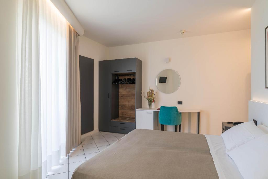 Hotel Lo Smeraldo - 3