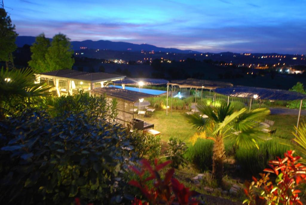 Spoleto by the pool — Hotel in Spoleto