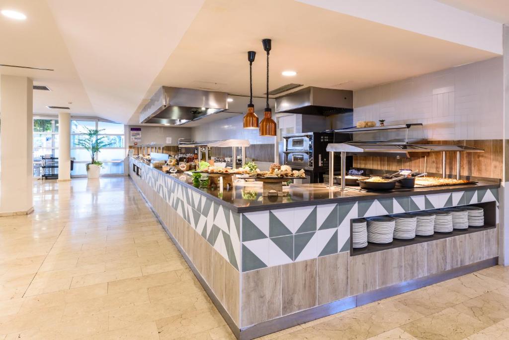 FERGUS Club Palmanova Park — Restaurant & bars in Palma Nova, Balearic Islands