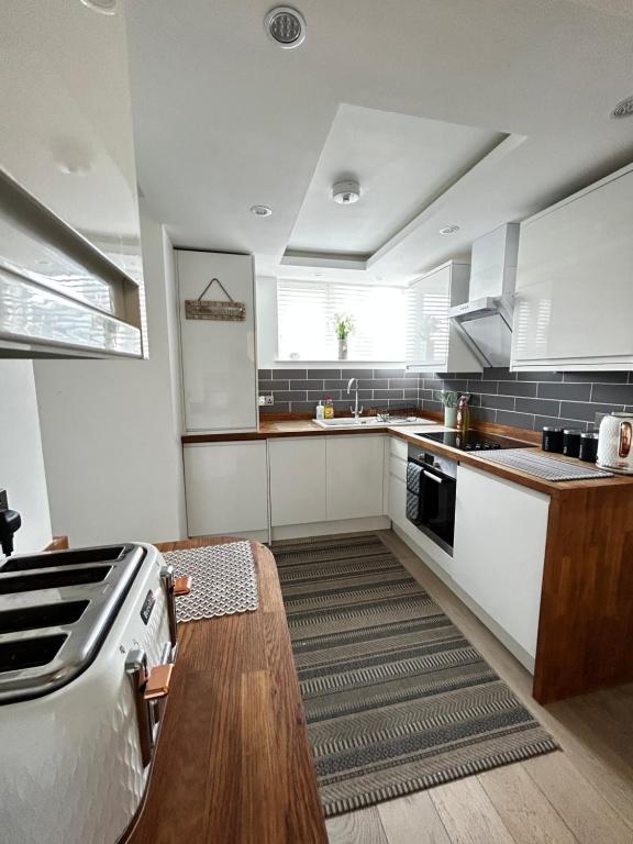 Beachside Apartment, Newquay Town Centre photo 4