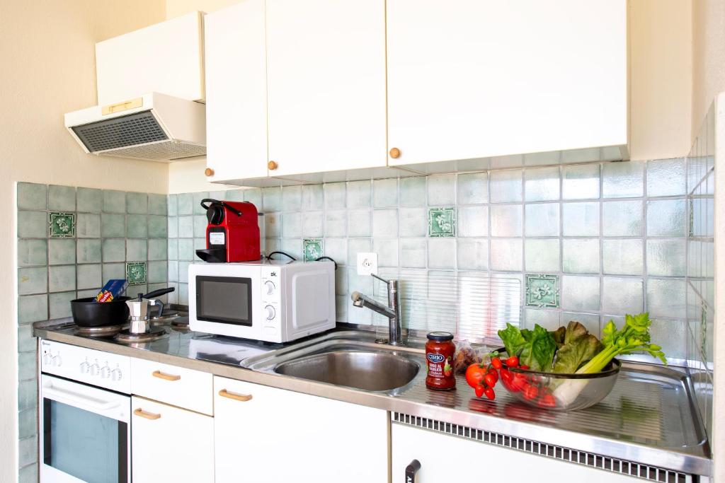 Pazzallo Panoramica with Balcony and Garage - Happy Rentals - 4