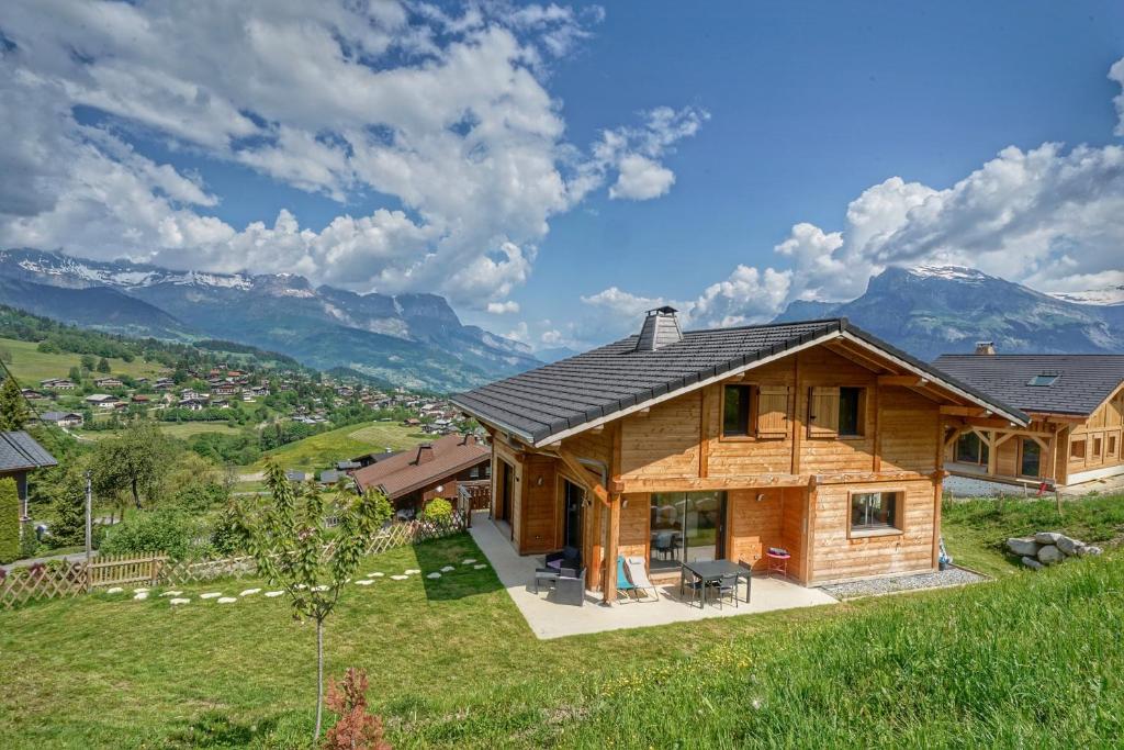 Magnifique Chalet neuf 8 pers, 800 m télécabine Princesse Megeve - 2