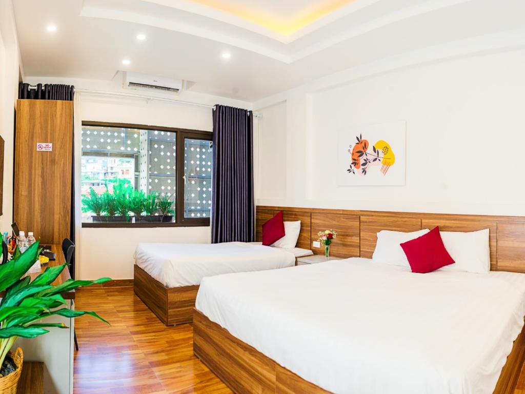 Bai Chay Panda Hotel
