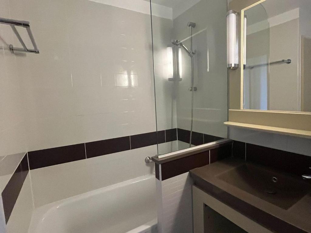 Duplex 3 pièces avec solarium et accès piscines - FR-1-504-668 - 3