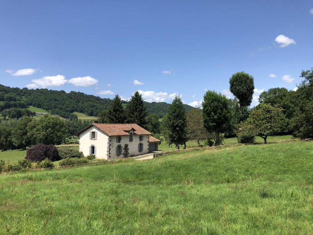 Gîte Aurillac, 4 pièces, 6 personnes - FR-1-742-514