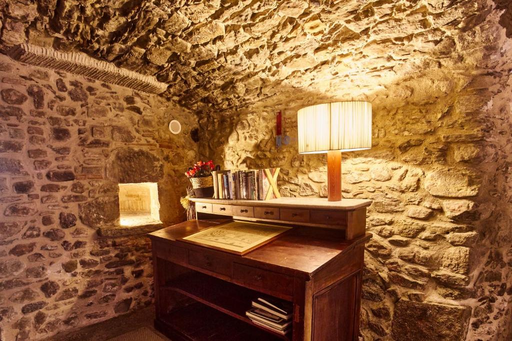 Arcs De Monells - Adults Only — Hotel rooms in Monells, Catalonia