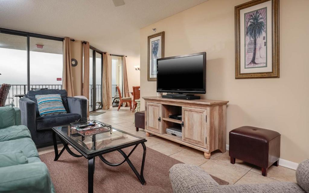 Phoenix V 707 condo, Orange Beach