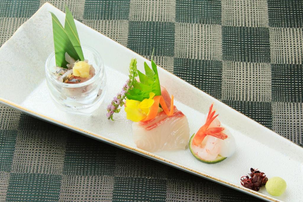 อาหารและเครื่องดื่ม