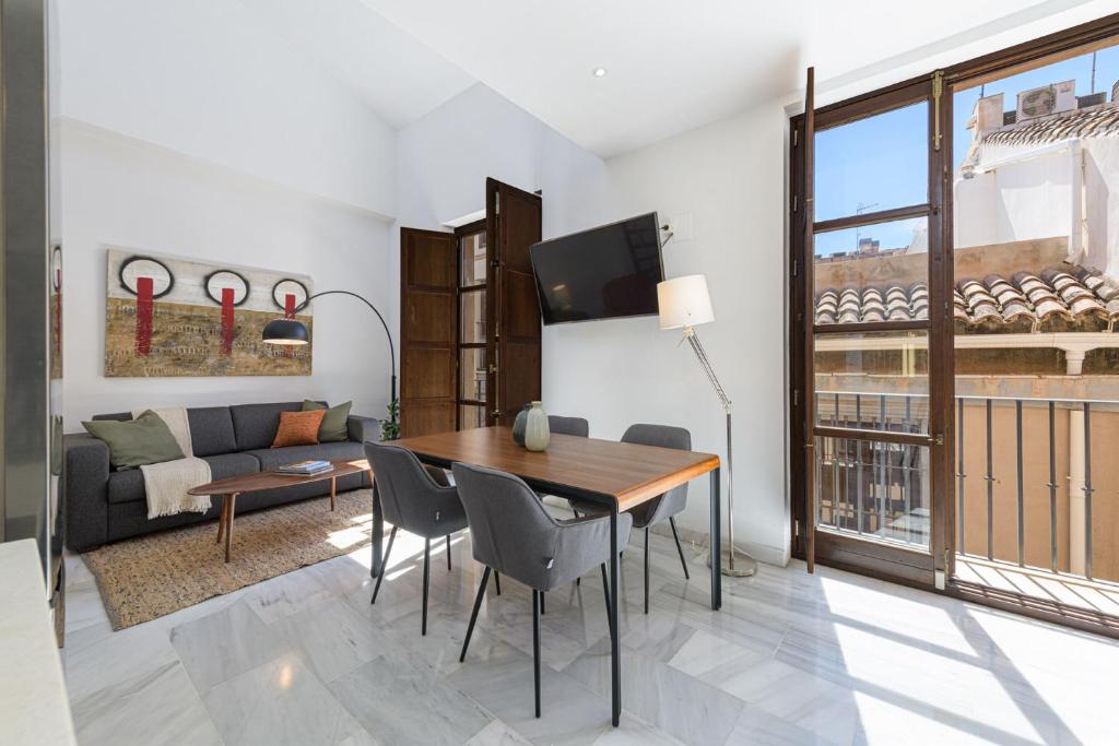 Pozos Dulces Penthouse in Malaga by Solaga Holiday Homes - 5