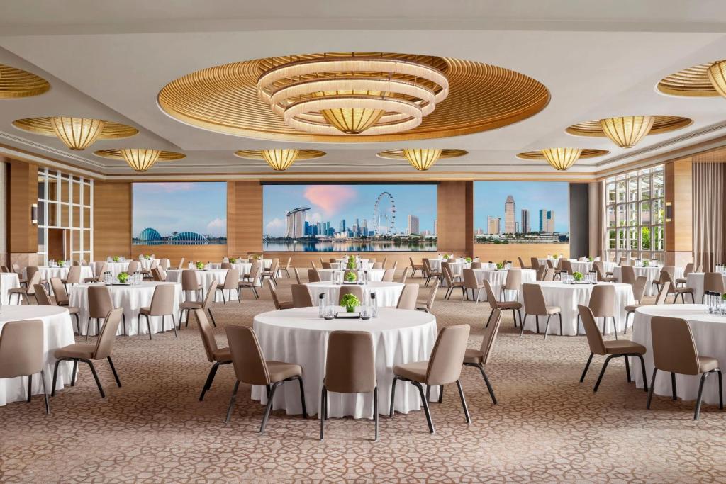 Tárgyalóterem/bálterem