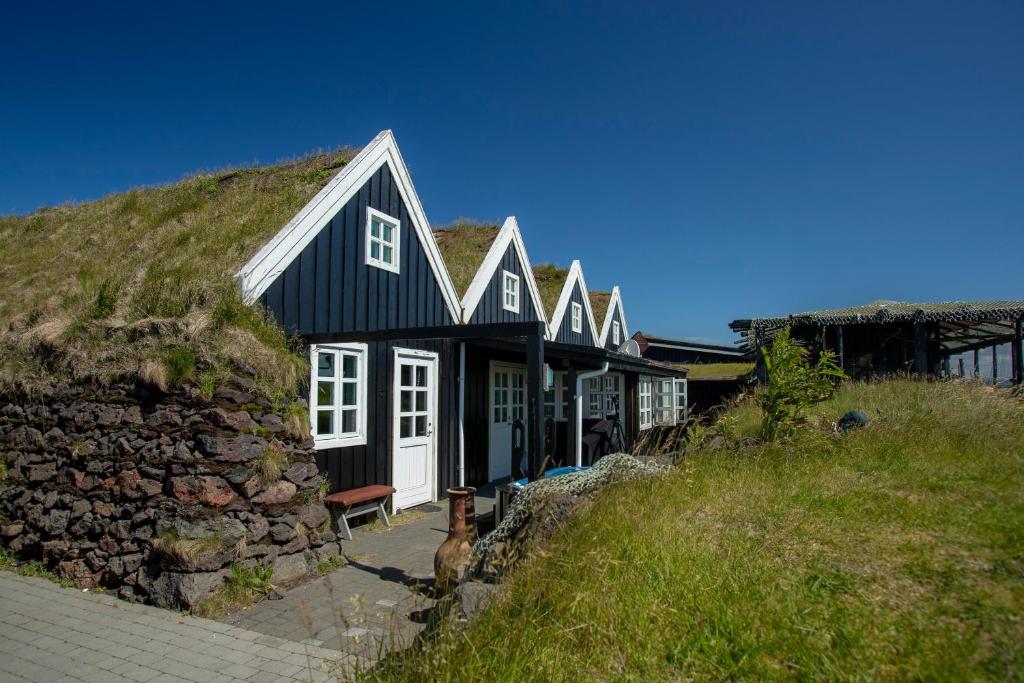 Hlid Fisherman's Village photo