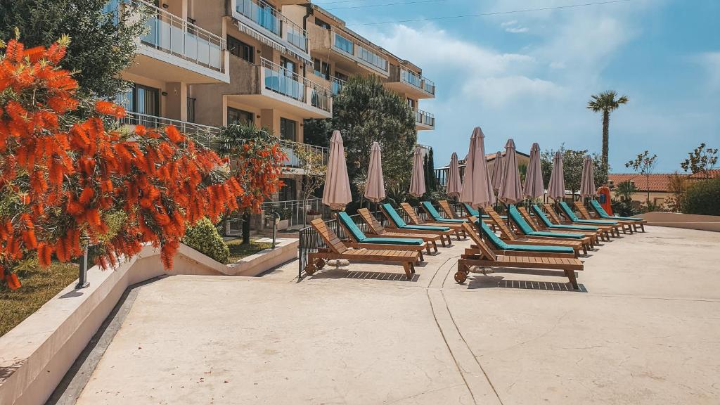 A&A Apartment in Blue Horizon Przno with pool - 5