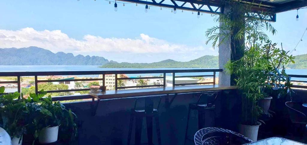 Kalis Viewpoint Lodge Coron photo