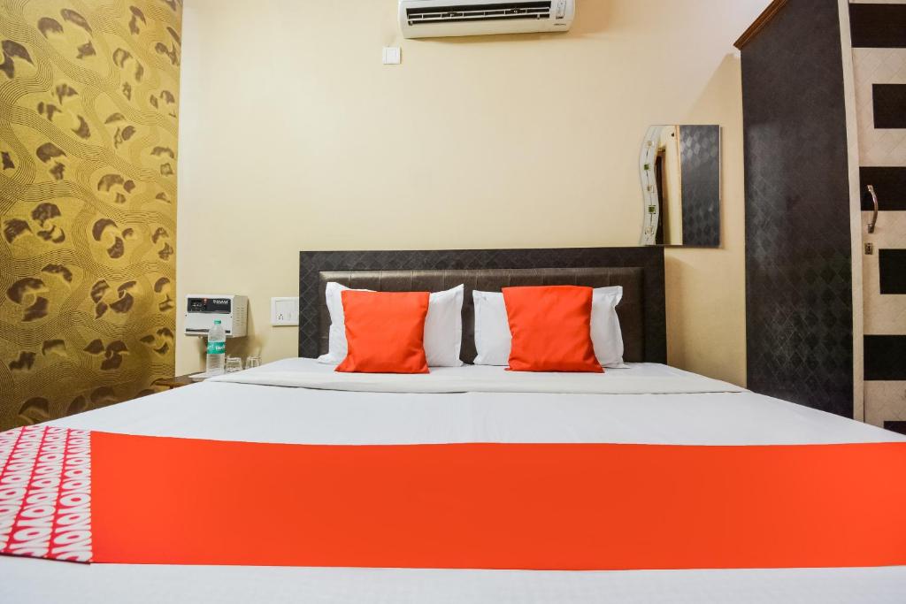 OYO Hotel Noor Palace photo