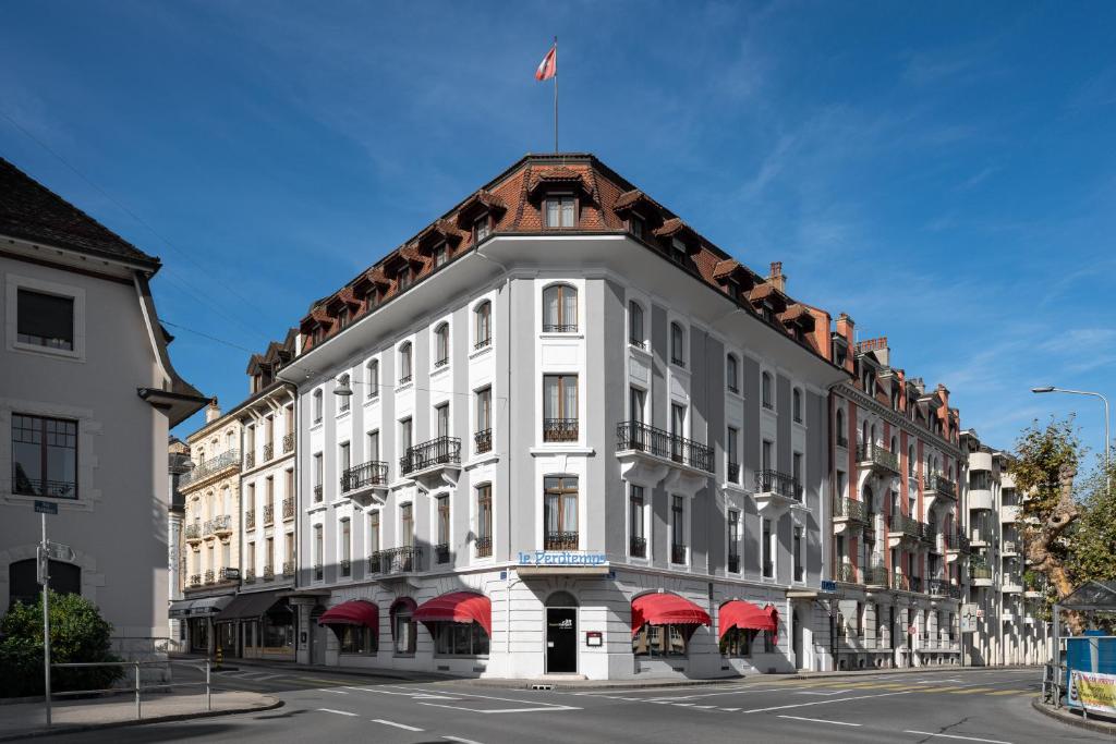 Hotel des Alpes photo