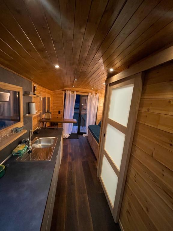 Alpine love shack - 5