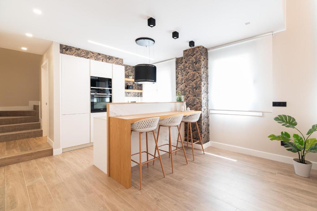 Espectacular Dúplex Céntrico con Parking, Vigo