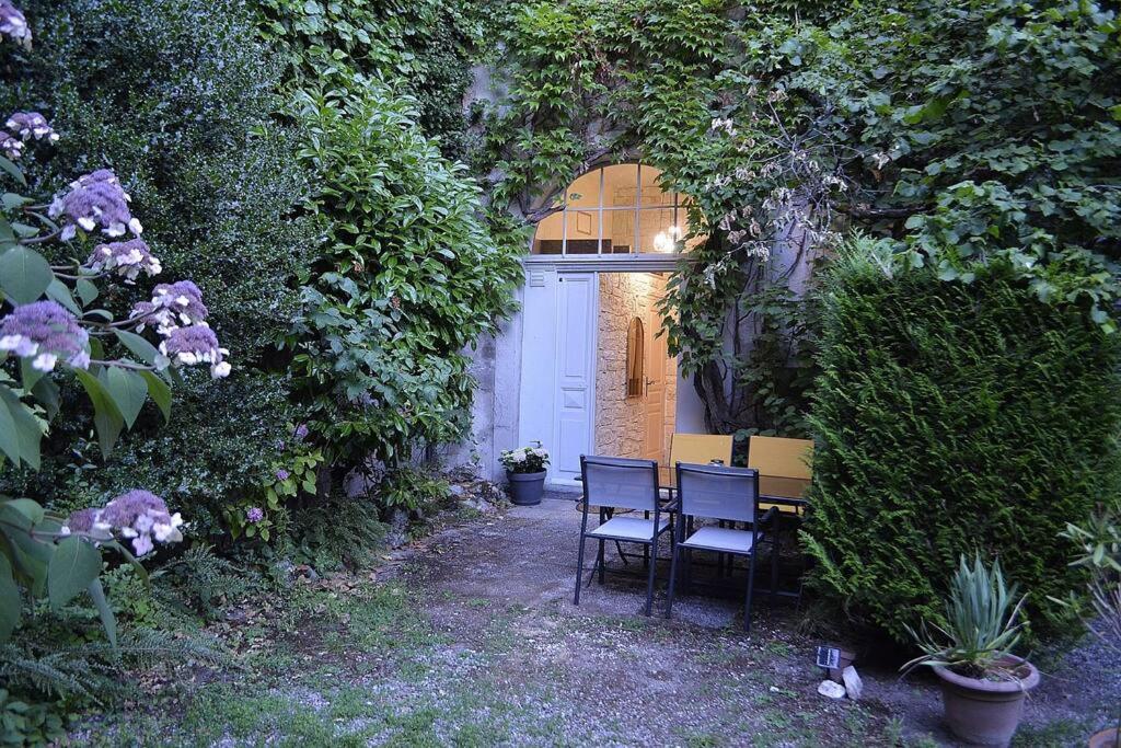 Le Chateau - 4