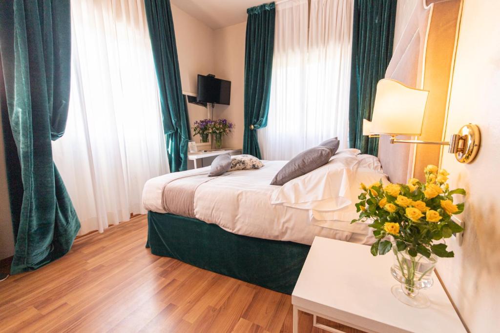 Hotel Viscardo - 2
