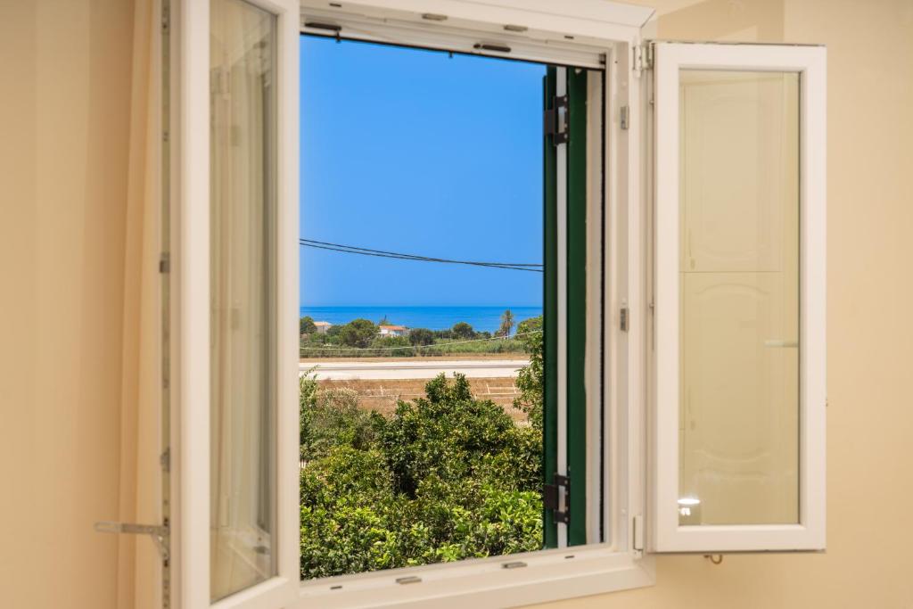 Ariadni Sea View Apartment photo