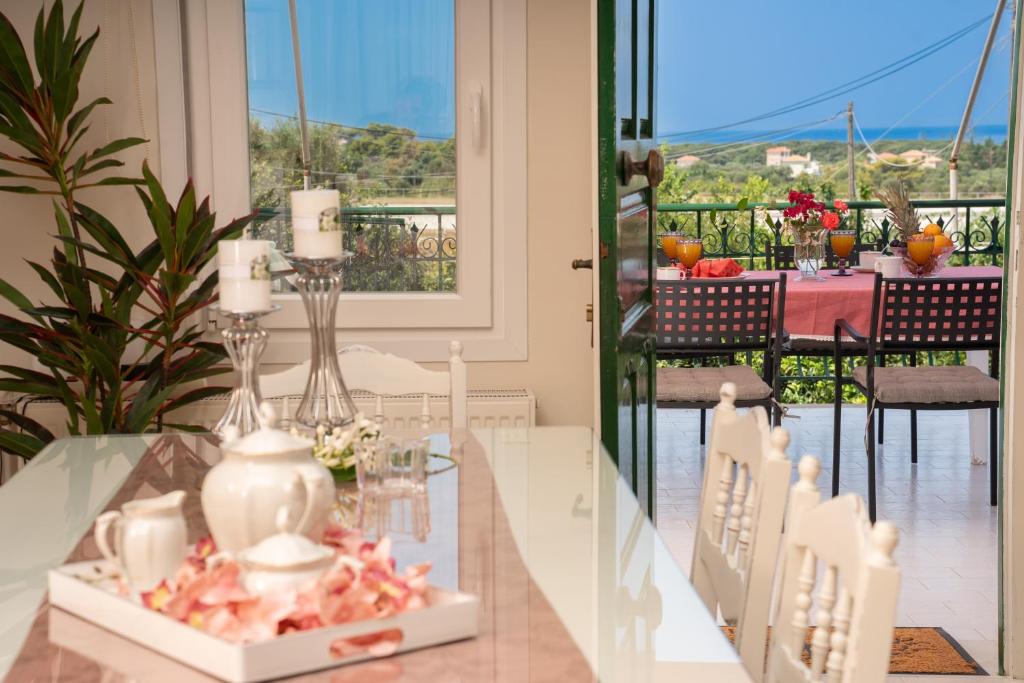 Ariadni Sea View Apartment — Hotel in Kefalonia