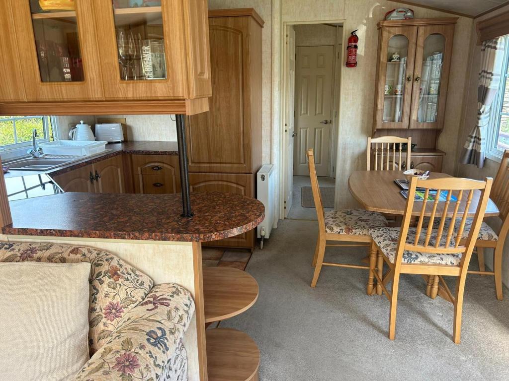 Stunning Caravan, Whithorn photo 3