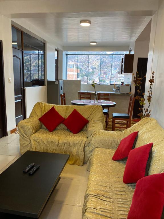 Adriano's Deluxe Apartments Base - 2